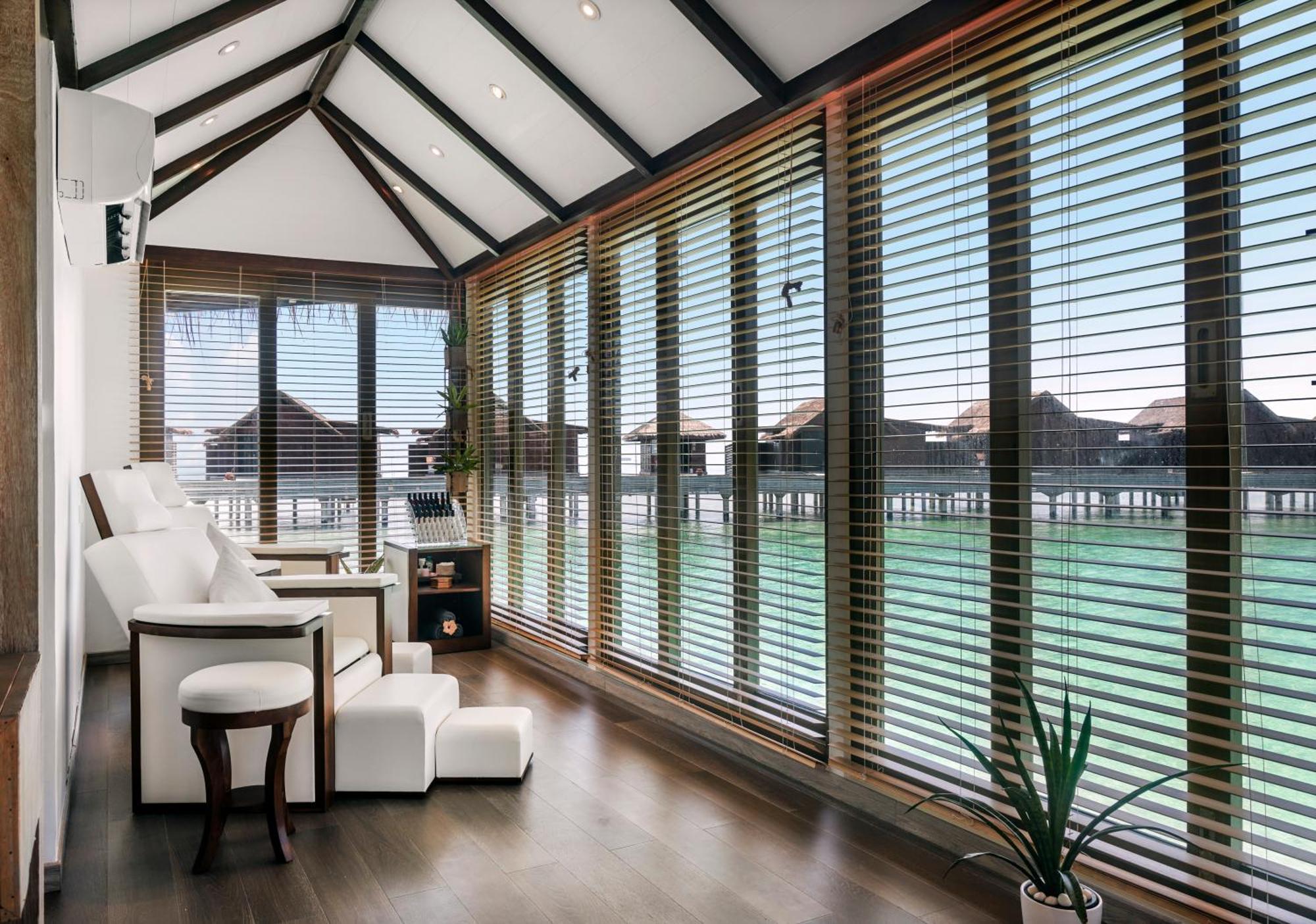 Hotel Grand Park Kodhipparu Maldives Baros Island Exterior foto
