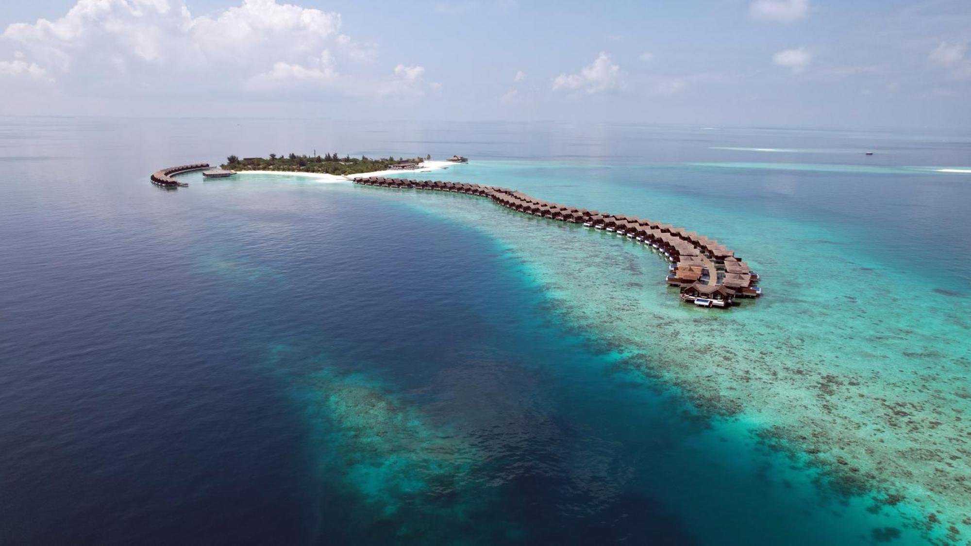 Hotel Grand Park Kodhipparu Maldives Baros Island Exterior foto